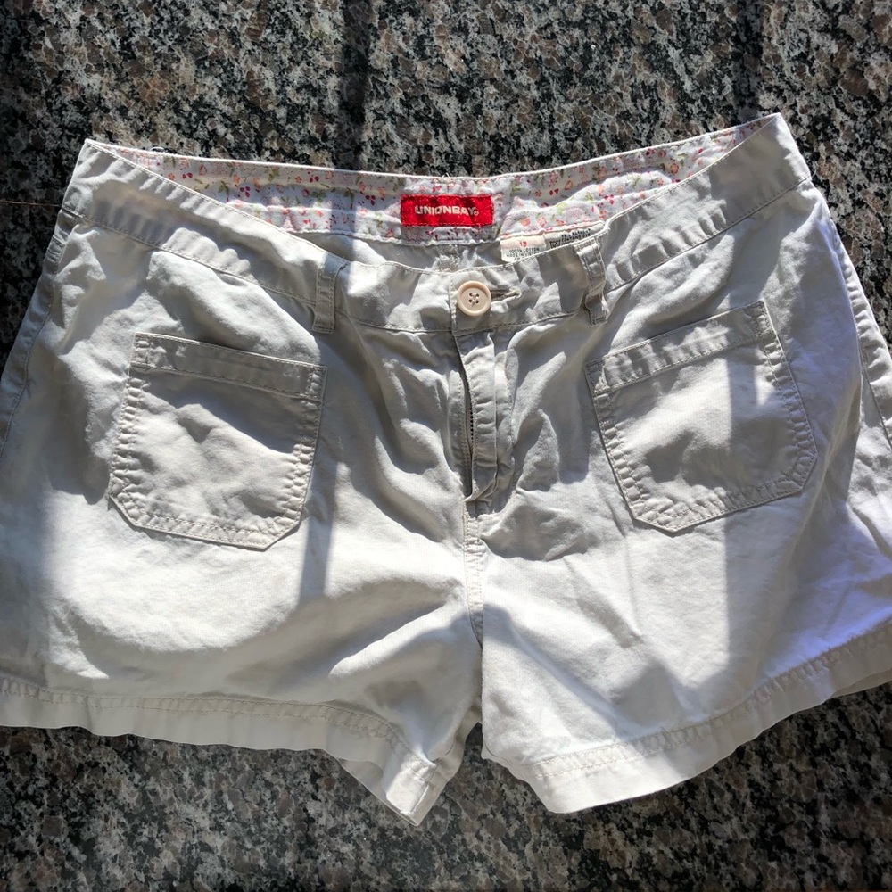 UNIONBAY Khaki Shorts
